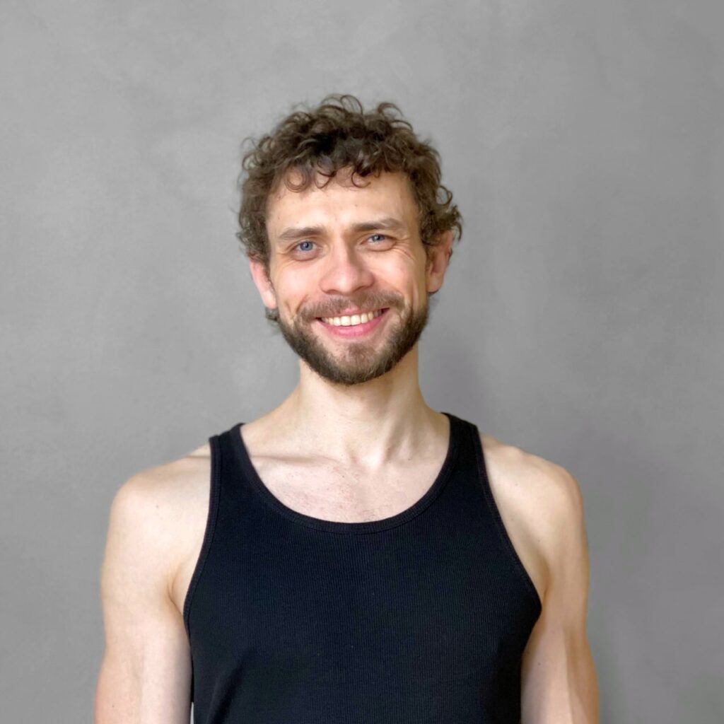 Константин Маслов